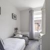 Отель East House - Inviting 3 Bed Stakeford, фото 31