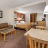 Отель Quality Inn & Suites, фото 24