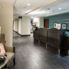 Отель Hampton Inn & Suites Orlando At SeaWorld, фото 6