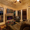 Отель A Cozy Mountain Hideaway - 1 Bedrooms, 1 Baths, Sleeps 4 1 Cabin by Redawning, фото 2