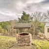 Отель Sevierville Home: Lookout Deck, 10 Mi to Dollywood, фото 1