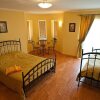 Гостиница Pension Champion, фото 2