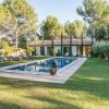 Отель Bâtisse provençale avec piscine privée au coeur du Luberon et du village de Lourmarin, 10 personnes , фото 13