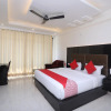Отель OYO 19973 Hotel Sunrise, фото 3