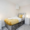 Отель Cosy 2BR Maisonette Near Hospital & Stations, фото 4