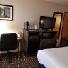 Отель Holiday Inn Express Auburn Touring Drive, фото 8