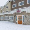 Отель Raven's Nest - Luxury Pet Friendly Condo w/ Private Hot Tub & Mountain Views, фото 13