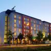 Отель Courtyard Paris La Defense West - Colombes в Коломбе