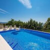 Отель Amazing Home in Matulji With 5 Bedrooms, Jacuzzi and Wifi, фото 16