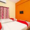 Отель OYO 17136 Hotel Chinmayee Inn, фото 15