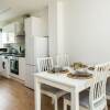 Отель Sleek and Stylish 2BD Home With a Garden Anerley, фото 12