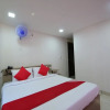 Отель OYO 18487 V Wella Inn, фото 21