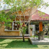 Отель OYO 1190 Ndalem Katong Guest House, фото 1
