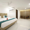 Отель OYO 11411 D Suites, фото 4
