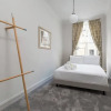 Отель JOIVY Iconic Cockburn Street 4 Bedroom Apartment: Heart of Old Town, фото 9