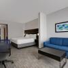 Отель Holiday Inn Express & Suites Milwaukee - Brookfield, an IHG Hotel, фото 25