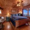 Отель Overlook Retreat Cabin - Charming Cabin Mountain Views With Foosball Firepit, фото 3