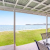 Отель Beached Inn' 93 Foreshore Drive - Spacious Beach Front House, фото 17