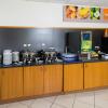 Отель Holiday Inn Express Manchester East, an IHG Hotel, фото 20