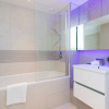 Отель Stylish and Modern 1BR near the River Thames, фото 9