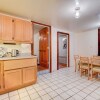 Отель Quaint And Charming 2br Apt In Central Oakland 2 Bedroom Apts by Redawning, фото 10