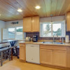 Отель Charming Gold Beach Home < 1 Mi to Rogue River!, фото 5