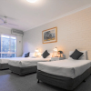 Отель Benson Court Motel, фото 3