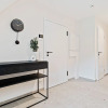 Отель Escape to Clausen Stylish ApartmentID212, фото 6
