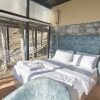 Отель Stunning Cliff-edge 2-bedroom Chalet in Karimabad, фото 6