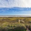 Отель Beachfront Charm - 3 Br Home, фото 17