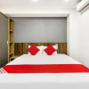 Отель OYO 736 Noir Apartment, фото 12