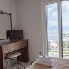 Отель Brentanos Apartments ~ A ~ View of Paradise, фото 6