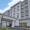 Отель Hampton Inn & Suites Newark-Harrison-Riverwalk в Харрисоне