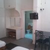 Отель Boer And Brit Self Catering Guest House, фото 4