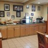 Отель Americas Best Value Inn Foxboro, фото 18
