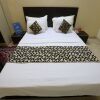 Отель OYO Rooms Sanganva Chowk Trikon Baugh, фото 3