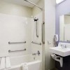 Отель Microtel Inn & Suites By Wyndham Albany Airport, фото 3