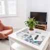Отель Lovely 1 Bed Self-Contained Flat in Greenwich, фото 12