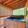 Отель Cabin w/ Hot Tub ~ 6 Mi to Downtown Gatlinburg!, фото 18