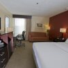 Отель Holiday Inn Express New Albany, an IHG Hotel, фото 2