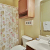 Отель Kathy's Kottage 3 Bedrooms 3 Bathrooms Home, фото 7
