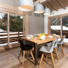 Отель Chalet De L'ours - Chamonix All Year, фото 7