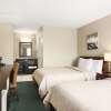 Отель Days Inn by Wyndham Golden, фото 6