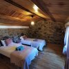 Отель 400 Year old 3-bedroom Farmhouse Central Portugal в Mosteiro