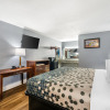 Отель Econo Lodge Inn & Suites, фото 6