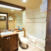 Отель Apex Mountain Inn Suite 325-326 2 Bedrooms 2 Bathrooms Condo, фото 6
