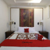 Отель RedDoorz Plus @ Jalan Dharmawangsa, фото 16