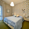 Отель Colorful and Stylish Villa With Shared Pool and Private Garden by Beahostrentals, фото 2