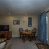 Отель Hidden Treasure 4 Bedroom House, фото 10