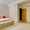 Отель Town & Country Inn By OYO Rooms, фото 16